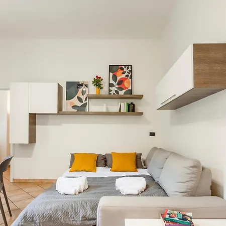 Apartman Comfort Flat- Navigli, Duomo