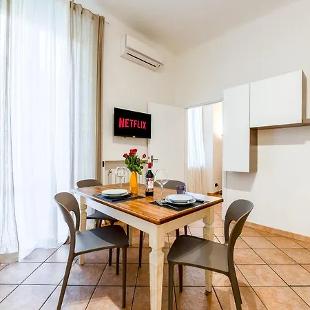 Appartement Charming - Navigli, Duomo *
