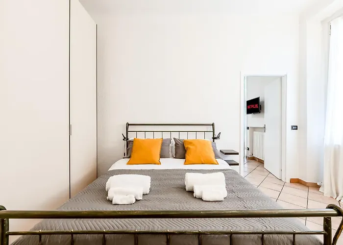 Appartement Charming - Navigli, Duomo Milaan